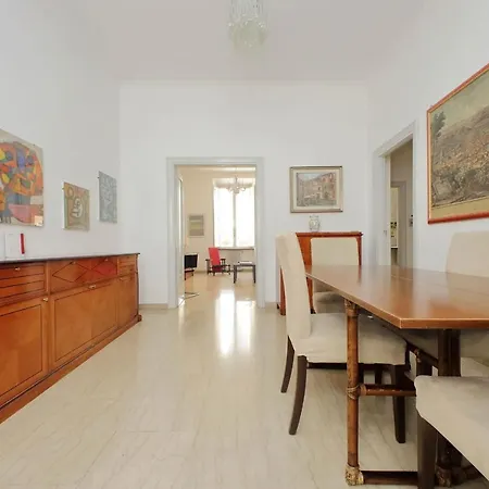 Vittorio Emanuele By Halldis * Rom